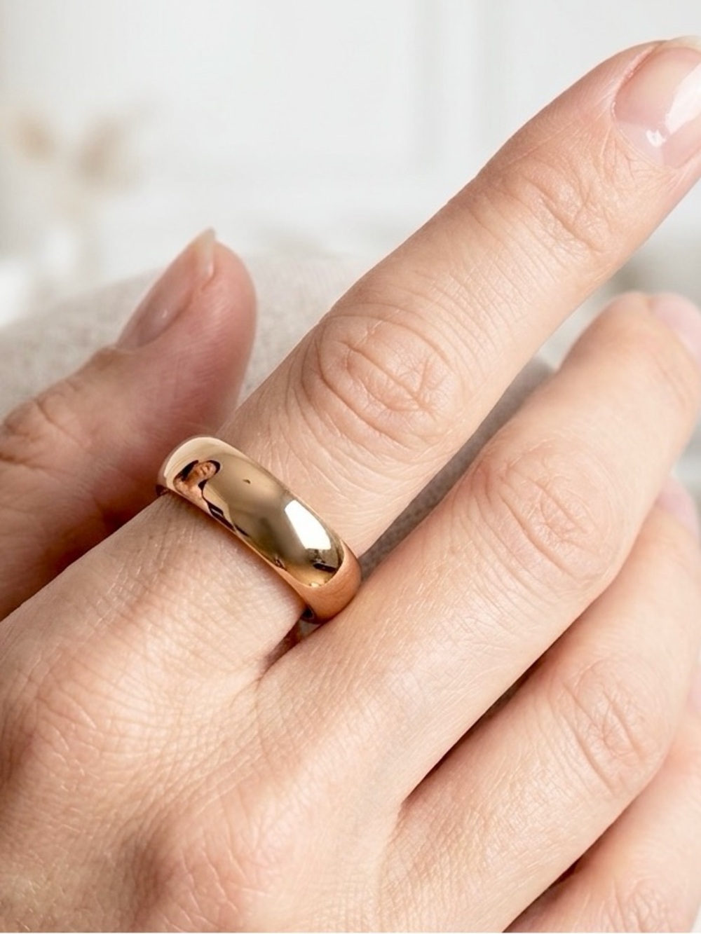 NWOT 18K Plated Titanium Ring sz 9